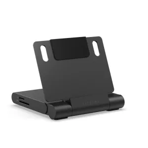 Satechi OntheGo faltbarer Stand Hub in Space Schwarz mit Satechi-Logo und geschlossenem Ständerdesign