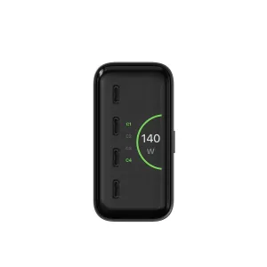 Satechi ChargeView 140W skrivebordslader med fire USB-C-porter og wattdisplay foran, romsvart