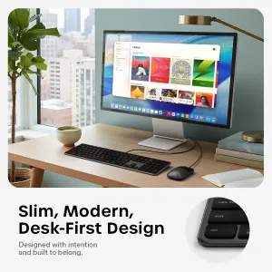 Clavier nordique filaire Satechi Slim LX3 posé sur un bureau, montrant la disposition grand format et le pavé numérique