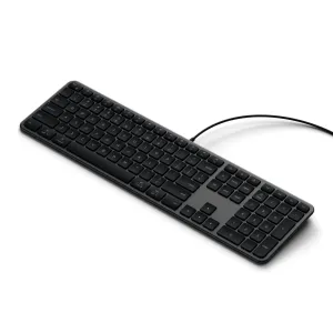 Clavier filaire USB-C slim Satechi LX3 avec disposition nordique, touches pleine taille et pavé numérique