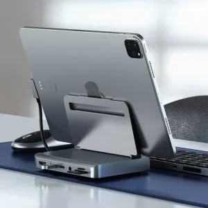 Satechi alumiininen Stand Hub, joka pitää iPadia pöydällä, USB-C-, HDMI- ja ääniportit näkyvissä
