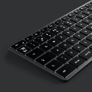 Satechi W3 USB-C-tangentbord med nordisk layout, bakgrundsbelysta lågprofilstangenter och numeriskt tangentbord i rymdgrått