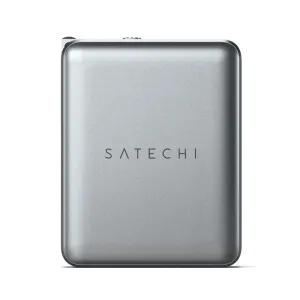 Satechi 145 W USB-C 4-porttinen GaN-matkalaturi, hopeanvärinen, kompakti suorakulmainen muotoilu SATECHI-logolla