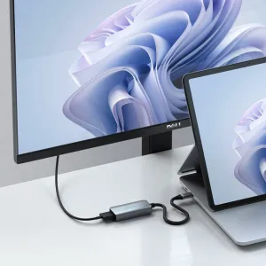 Satechi USB-C–HDMI 2.1 -sovitin punotulla kaapelilla kannettavan tietokoneen liittämiseen ulkoiseen näyttöön
