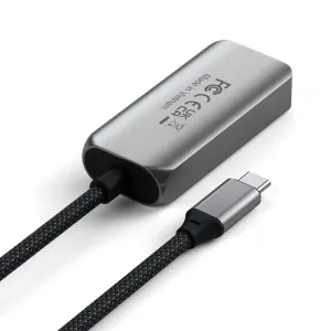 Satechi USB-C–HDMI-sovitin punotulla kaapelilla ja hopea-mustalla muotoilulla ulkoiseen näyttöön liittämistä varten