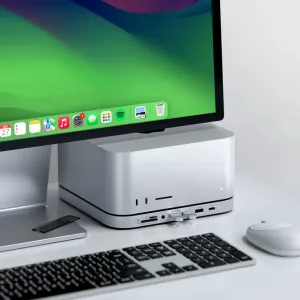 Satechi-jalusta ja -keskitin Mac Minille tai Mac Studiolle, hopeanvärinen, liitännöillä ja NVMe SSD -kotelolla