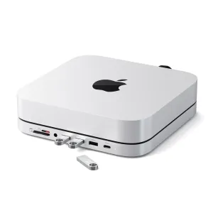 Satechi-jalusta ja -hubi Mac mini- ja Mac Studio -laitteille, jossa on USB-C, USB-A, kortinlukija ja SSD-kotelo
