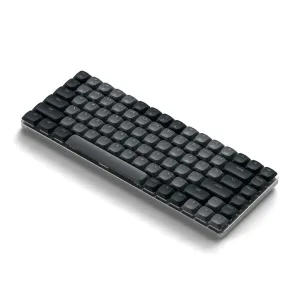 Satechi sM1 slimmat mekaniskt bakgrundsbelyst Bluetooth-tangentbord med US layout, mörka tangentkapslar och silverfärgat hölje