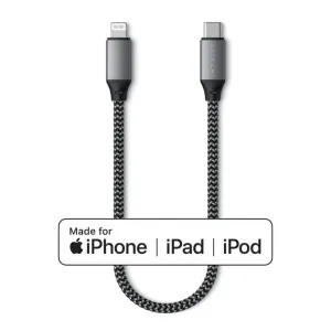 Cable de carga trenzado USB-C a Lightning de Satechi con conectores metálicos para dispositivos Apple