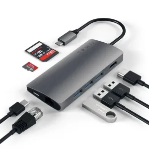 Satechi USB-C-moniporttisovitin tähtiharmaana, HDMI-, Ethernet- ja USB-A-porteilla sekä SD-korttipaikoilla