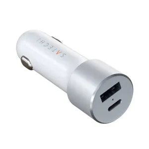 Satechi-biloplader med USB-C- og USB-A-porte i sølv og hvid til opladning af to enheder i bilen