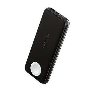 Satechi Quatro musta langaton virtapankki, jossa on sisäänrakennettu Apple Watch -laturi ja SATECHI-logo