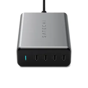 Satechi 165 W GaN PD-lader med fire USB-C-porter, desktop-lader i sølv og svart med fastmontert strømkabel.