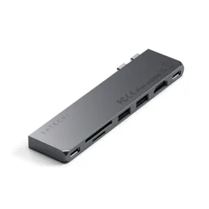 Satechi USB-C Pro Hub Slim tähtiharmaana, HDMI-, USB-A- ja USB-C-liitännöillä sekä korttipaikoilla MacBookille