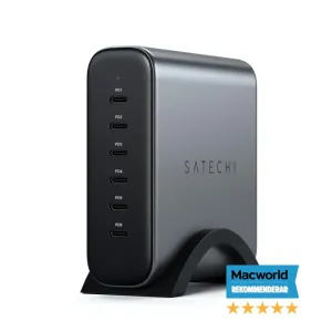 Chargeur Satechi GaN USB-C 200 W à 6 ports, avec six ports USB-C PD en façade sur un support de bureau