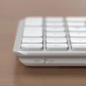Satechi Slim LX3 kablet tastatur med nordisk layout, sølvfarvede lavprofiltaster og Mac/Win-kontakt