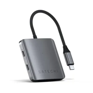 Satechi 4-porttinen USB-C-keskitin PD:llä tähtiharmaana, jossa on punottu kaapeli ja näkyvät USB-C-portit