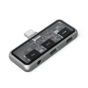 Satechi Mobile XR Hub with Audio, kompakti USB-C-hubi tähtiharmaana, 3,5 mm:n ääniliitännällä ja 100 W:n latauksella