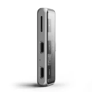 Satechi Mobile XR Hub microSD-paikalla, tähtiharmaa USB-C-hubi, jossa on kaksi porttia ja kompakti pystyrakenne