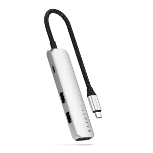 Satechi 4-in-1 USB-C Slim Multiport Adapter hopeanvärisenä, punotulla kaapelilla ja näkyvillä liitäntäaukoilla