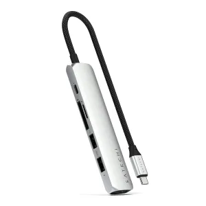 Satechi 6-in-1 plānais USB-C daudzportu adapteris sudraba krāsā ar piestiprinātu pītu kabeli, HDMI un USB pieslēgvietām