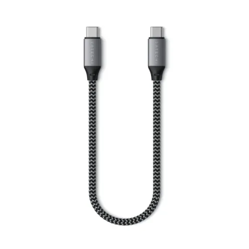 Satechi USB‑C till USB‑C-kabel med två kontakter, grå hylsor och svartgrå flätad kort kabel i U‑form mot vit plan bakgrund.