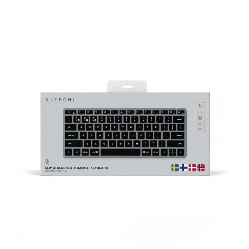 Satechi Slim X1 på grå kartong med bild av svart tangentbord, nordiska flaggor och ikoner för Bluetooth och bakbelysning.