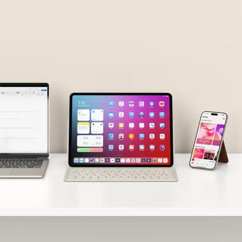 Satechi OntheGo Bluetooth-tastatur med nordisk layout og innebygd stativ for nettbrett