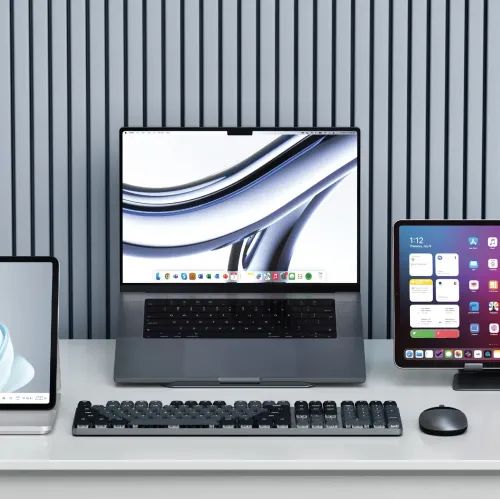Satechi SM3 Slim Mechanical Backlit Bluetooth Keyboard, US layout i fuld størrelse med numerisk tastatur