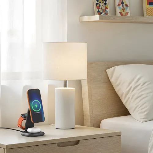 Satechi 3-i-1 vikbart Qi2 25W trådlöst laddningsställ – Typ A, G, C för USA, EU, UK – Magnetisk laddningsstation för flera enheter - Svart