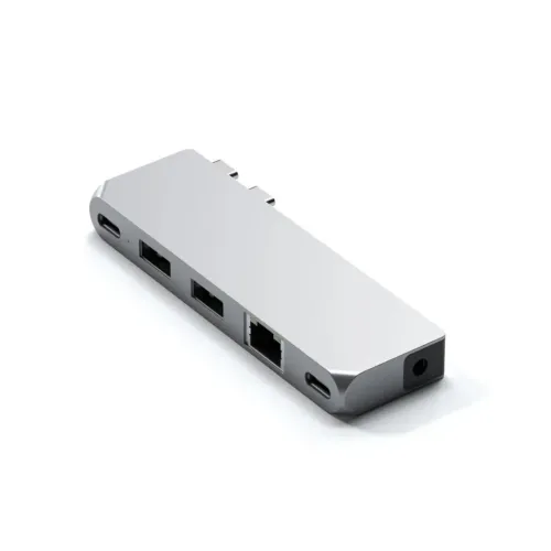 Satechi Pro Hub Mini -hopeanvärinen moniporttikeskitin MacBookille USB-C-, USB-A- ja Ethernet-porteilla