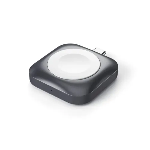 Satechi USB-C magnetisk ladedokk for Apple Watch i stellargrå med festet USB-C-plugg