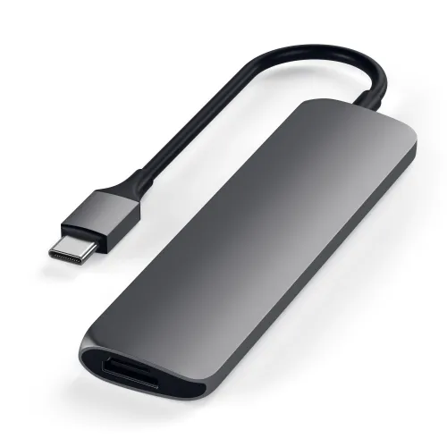 Satechi Slim USB-C MultiPort Adapter i rymdgrått med fast kabel och synliga HDMI- och USB-A-portar