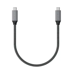 Satechi USB4 25 cm höghastighetskabel med USB-C-kontakter, 8K-video och upp till 100 W strömförsörjning för snabb laddning och dataöverföring.