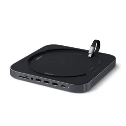 Space Grey Satechi Aluminum Stand Hub för Mac Mini med USB-portar och SD-kortläsare utformade för effektiv organisering av arbetsytan.