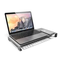 Satechi Space Gray Aluminum Slim Monitor Stand, ergonominen muotoilu työpöydän organisointiin ja asennon parantamiseen.